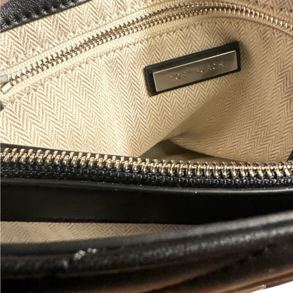 🎄 Tory Burch Kira Chevron Black Quilted Shoulder Bag – Holiday Glam EUC ✨ - Picture 13 of 14